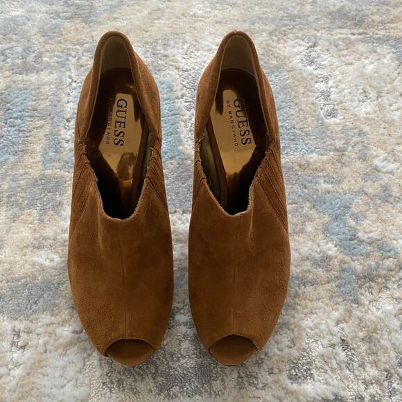 GUESS Ankle Open Toe Booties Suede Heels Boots Sz 6.5 - Picture 2 of 6